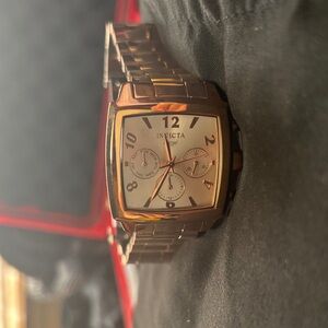 Invicta 12102 Angel – 36 mm Rose‑Gold Tone Lady’s Quartz Watch